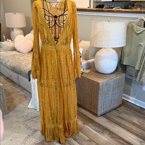 Band of Gypsies Mustard Lace Long Sleeve Kimono